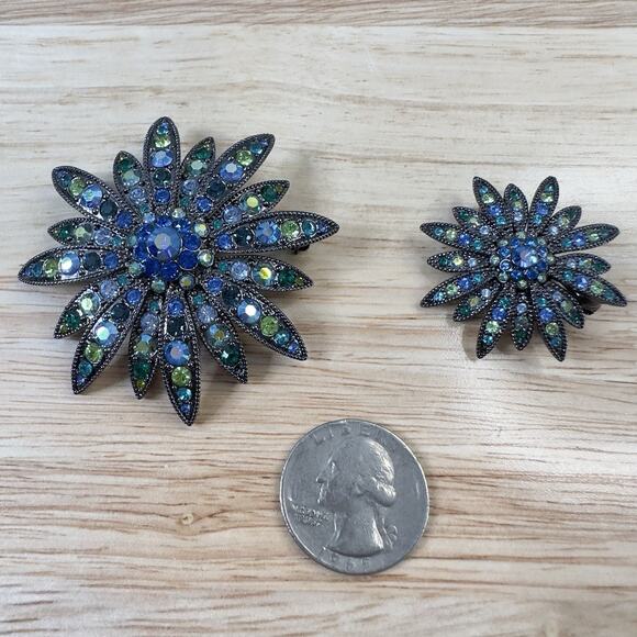 Vintage Joan Rivers Brooch Scatter Pins Swarovski Crystal Signed Blues & greens - Picture 3 of 13